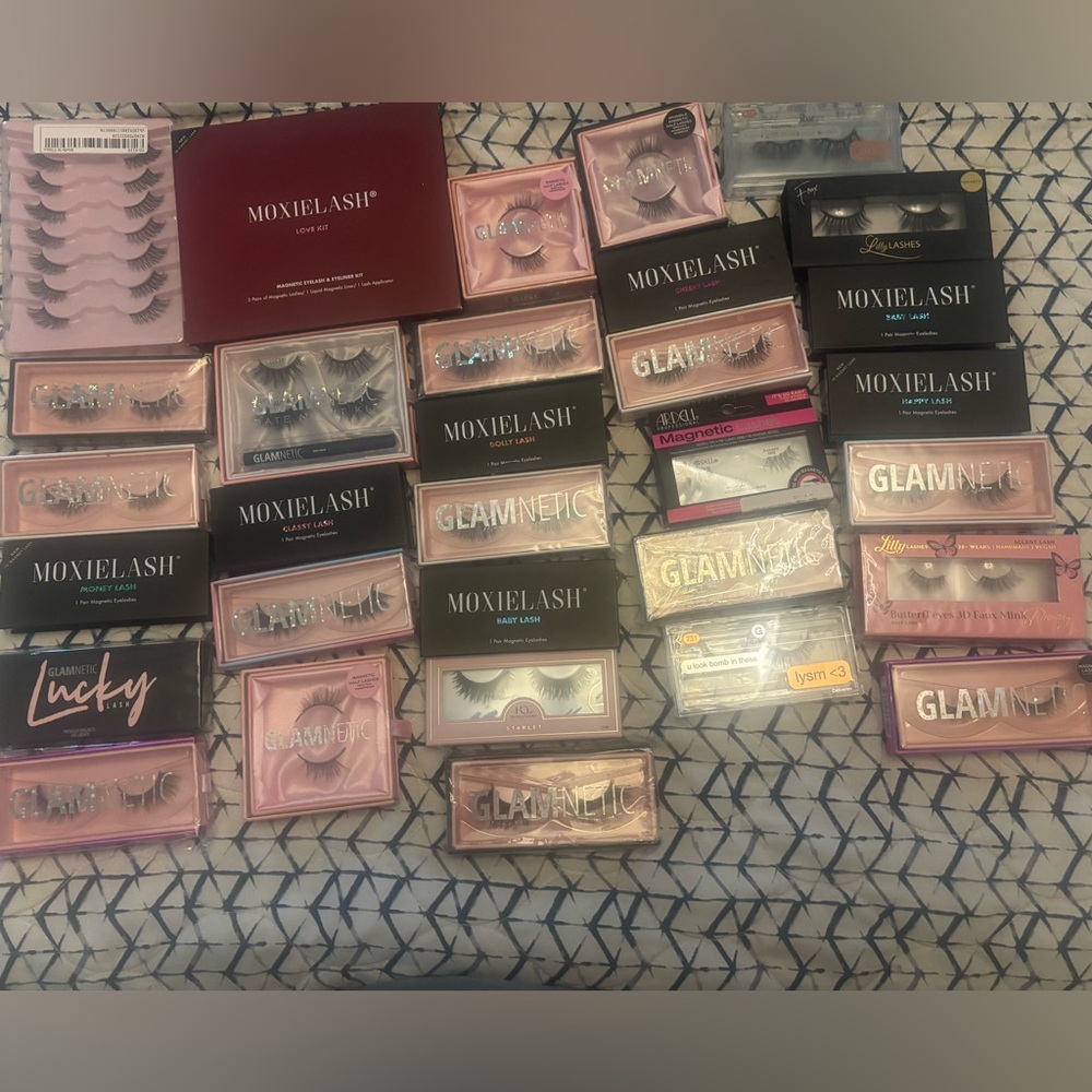 MoxieLash and Glamnetic Eyelash Collection